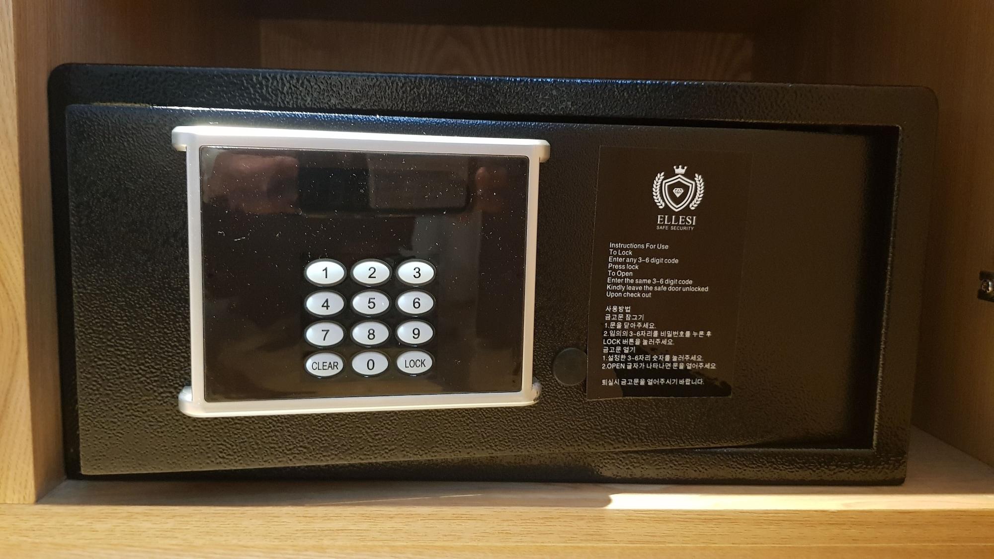 Reborn Suwon Silkroad Hotel Esterno foto