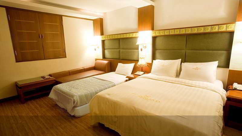 Reborn Suwon Silkroad Hotel Esterno foto