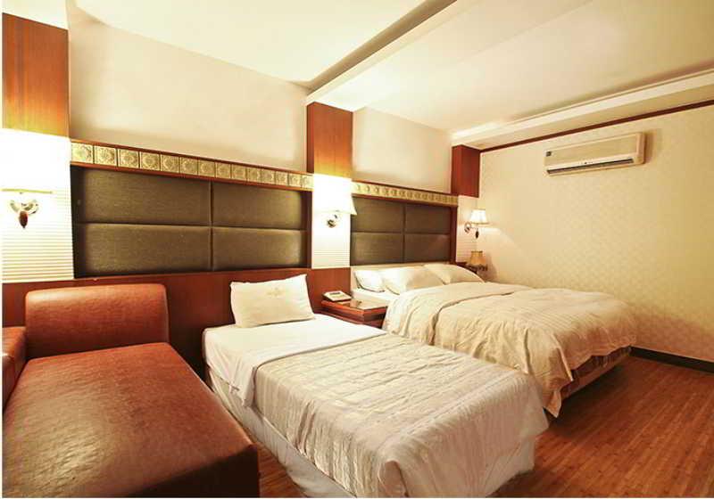 Reborn Suwon Silkroad Hotel Esterno foto