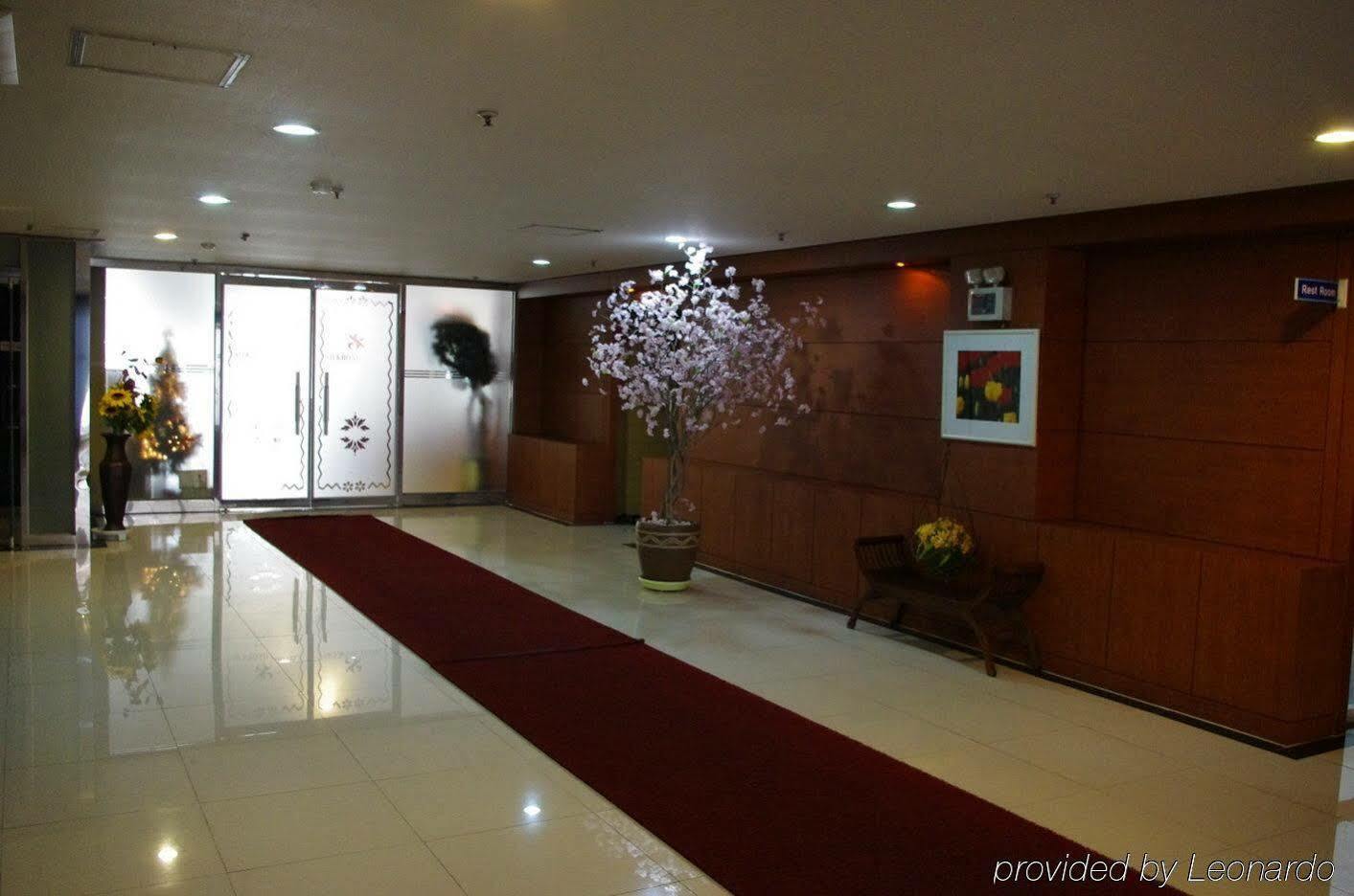 Reborn Suwon Silkroad Hotel Esterno foto